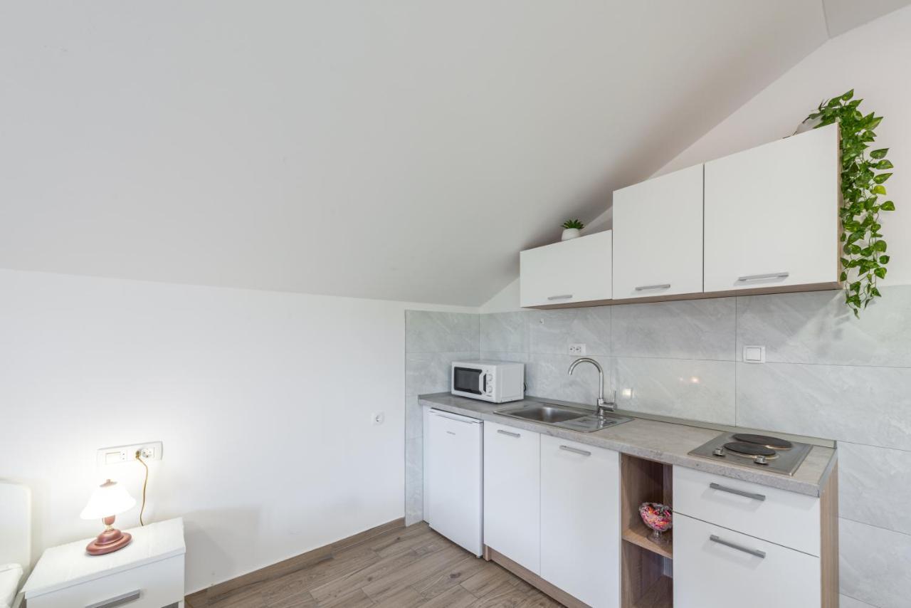 Apartments Vukelic Mlini Eksteriør bilde