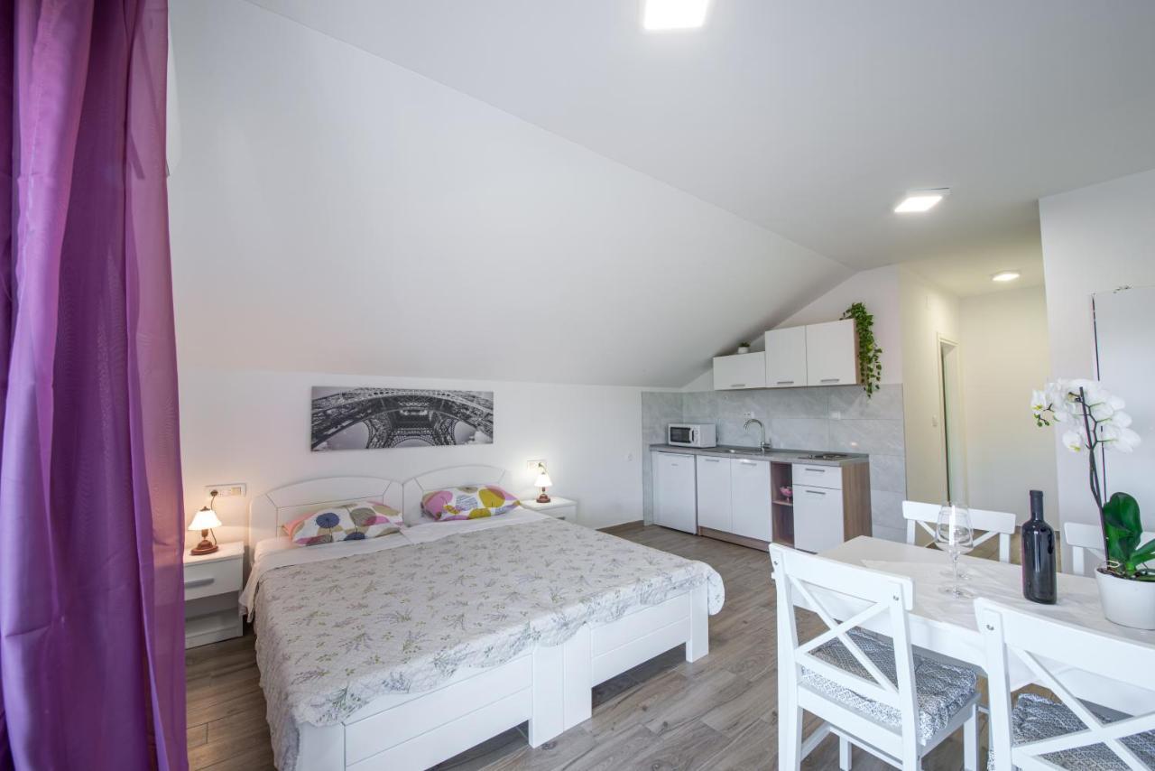 Apartments Vukelic Mlini Eksteriør bilde